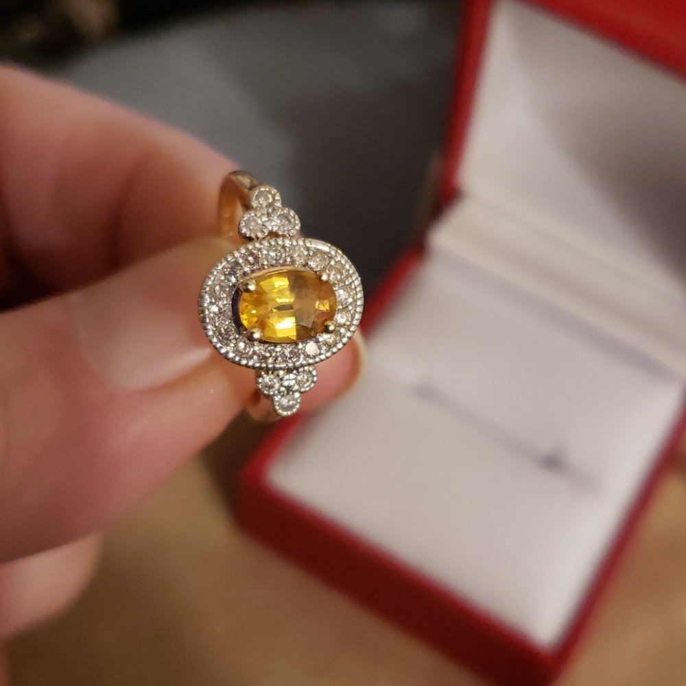 14k Yellow Sapphire and Diamond Ring (sz. 7)